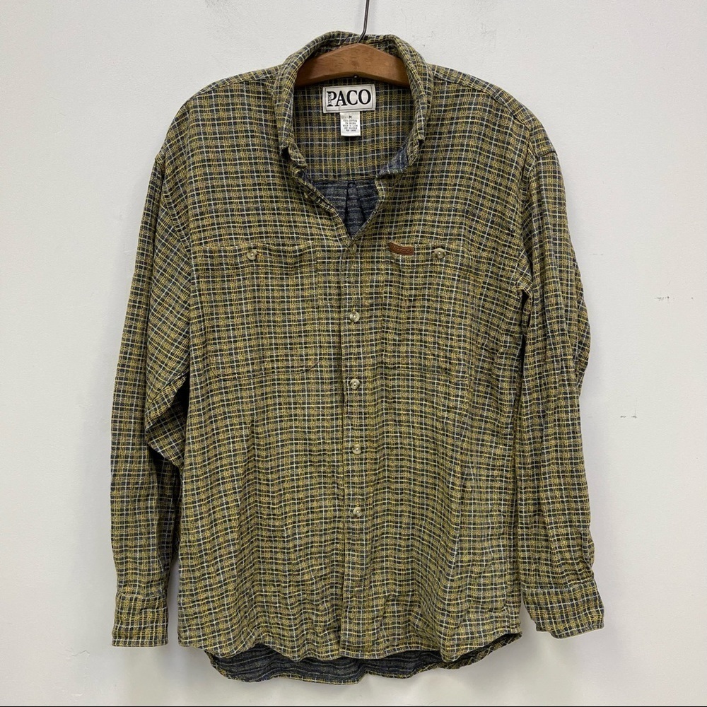 Paco Basics Woven Button Down